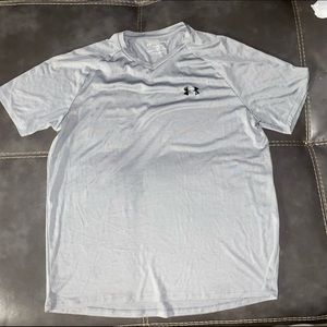 Men’s Large Under Armour V Neck